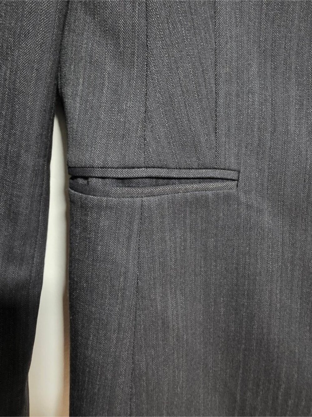 Hugo Boss Charcoal Gray Tailored Blazer – EU 36 / US 4 / UK 8 - Picture 7 of 11